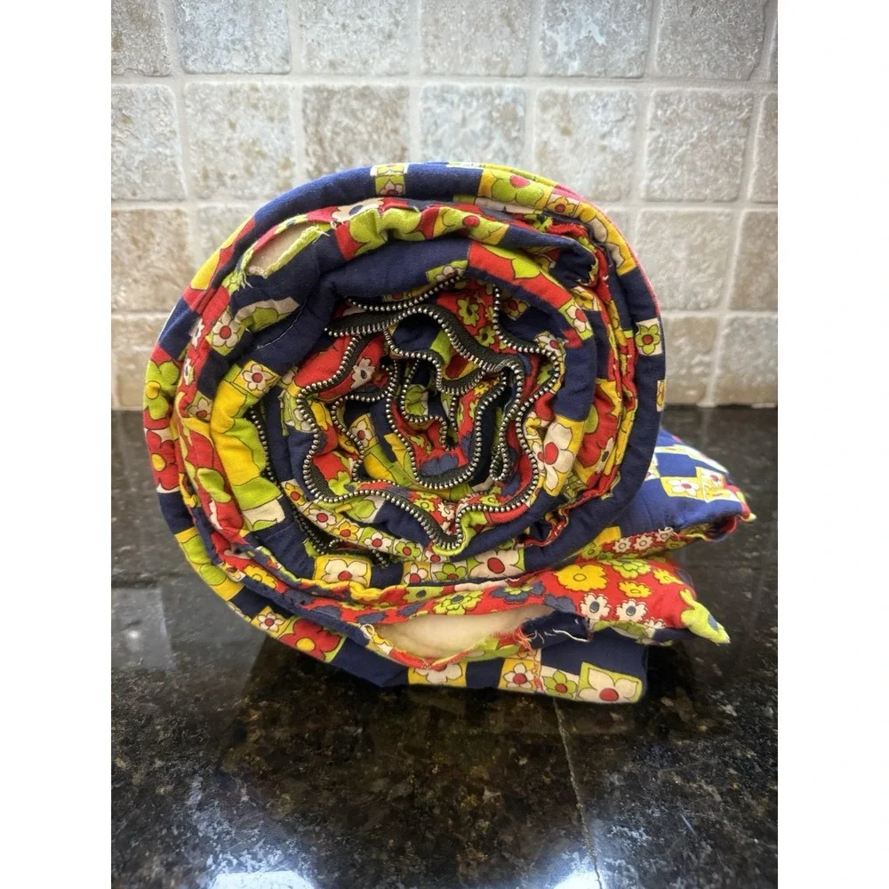 VTG 1960's 1970's Floral Sleeping Bag Groovy Retro Flower Power Print‎ *read*